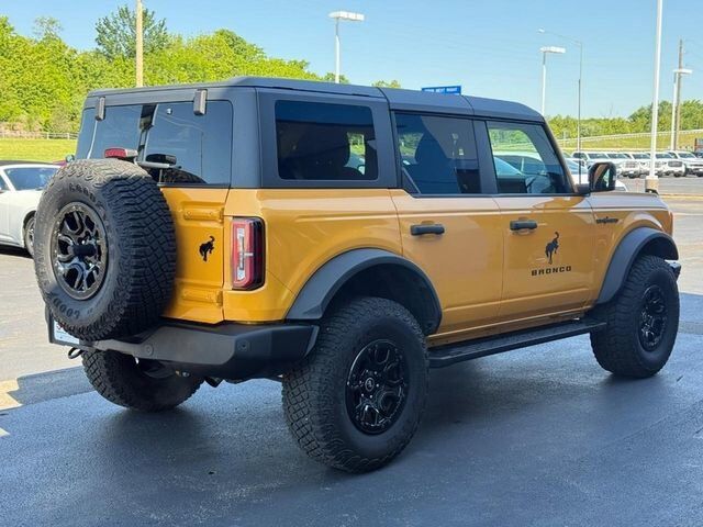 2022 Ford Bronco Base Farmington MO