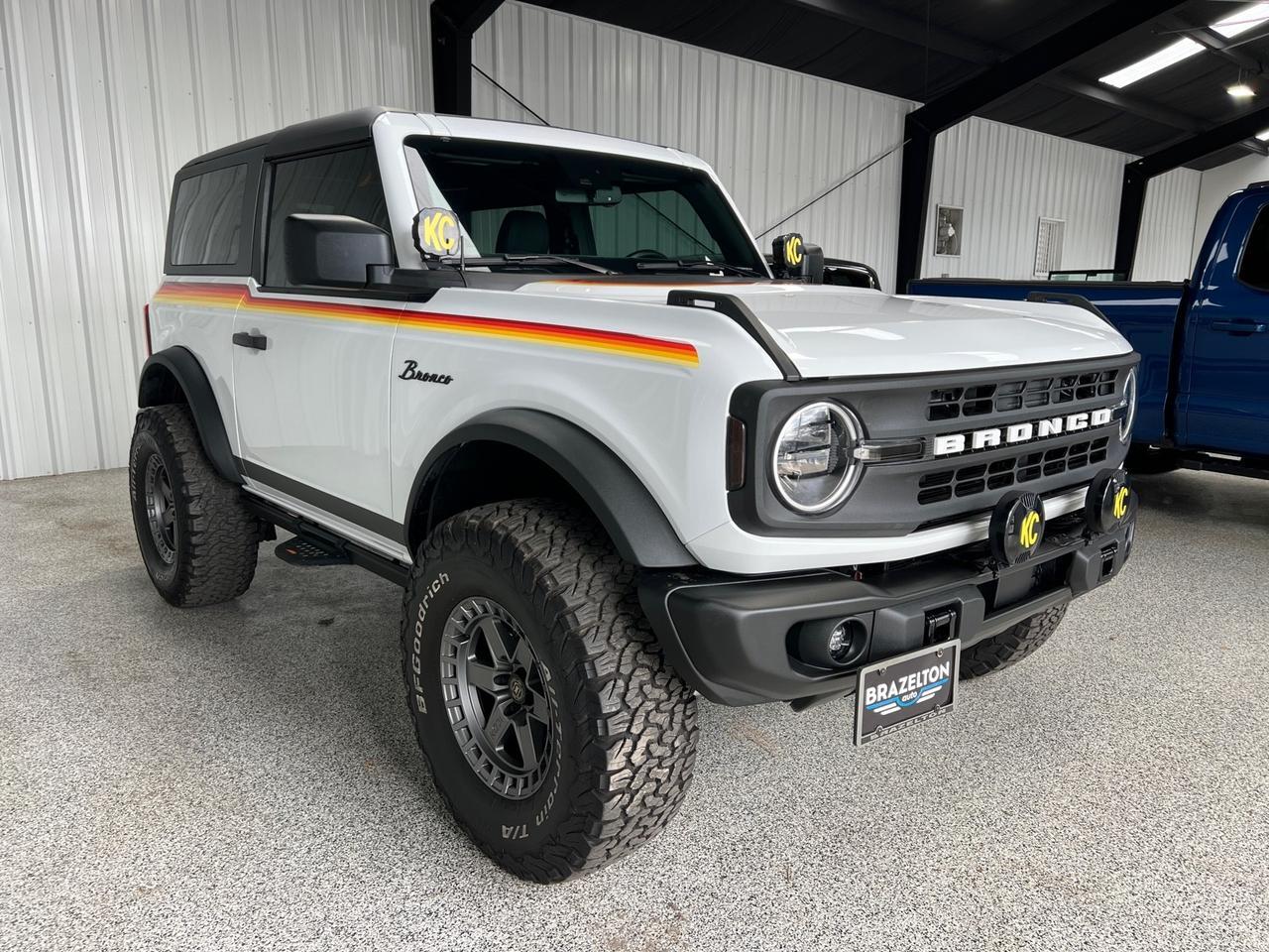 2022 Ford Bronco Black Diamond, Mid Pkg, V6, Lift, Icon Wheels, Upgrade Sound System, Custom Graphics Houston TX