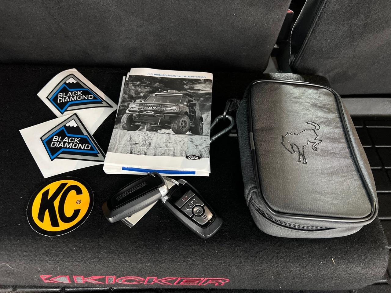 2022 Ford Bronco Black Diamond, Mid Pkg, V6, Lift, Icon Wheels, Upgrade Sound System Houston TX