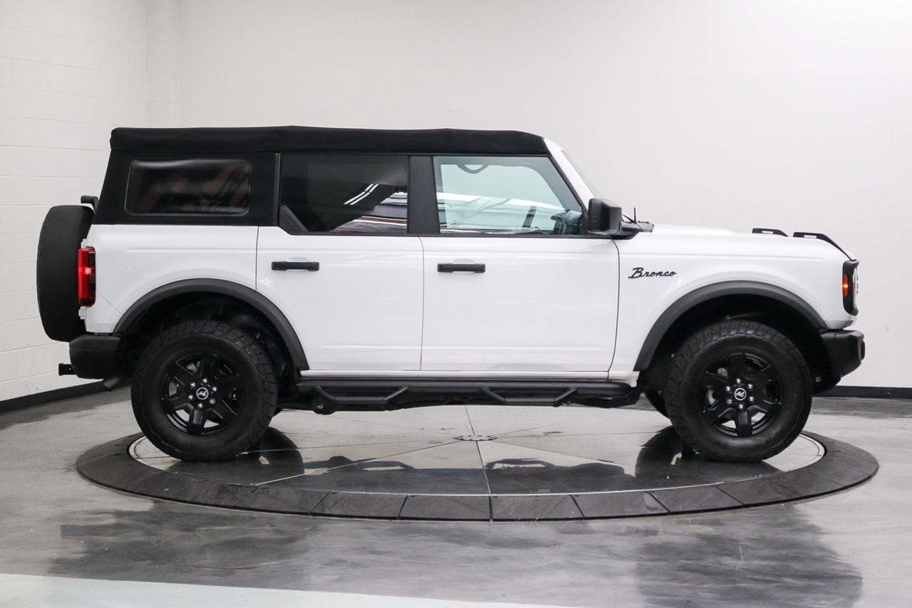 2022 Ford Bronco Black Diamond Newport Beach CA