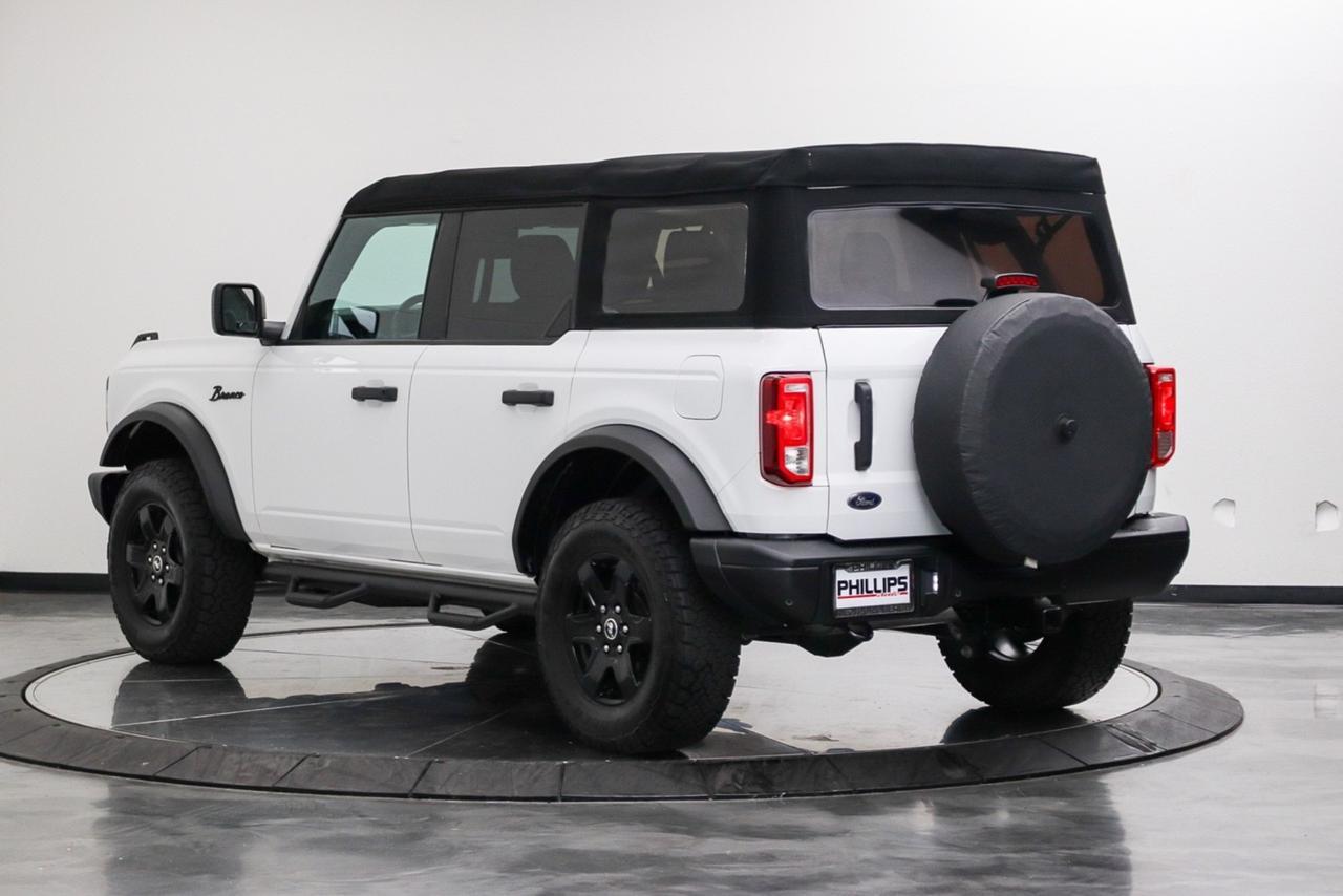 2022 Ford Bronco Black Diamond Newport Beach CA