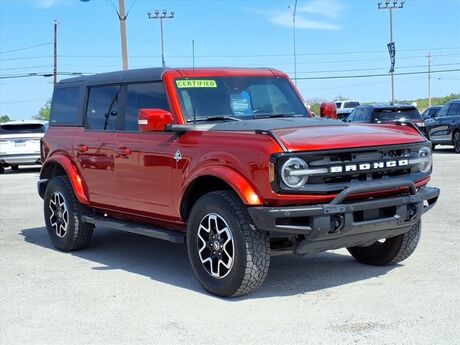 2022 Ford Bronco Outer Banks  TX