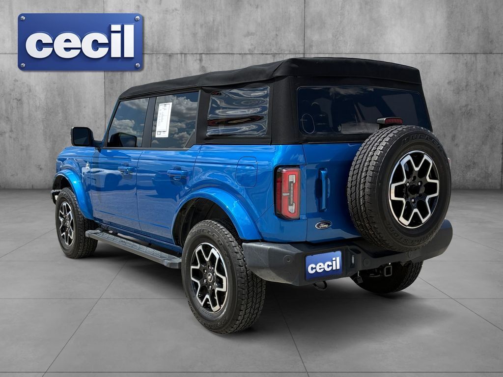 2022 Ford Bronco Outer Banks Hondo TX