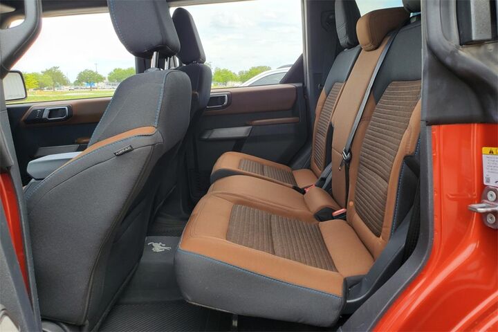 2022 Ford Bronco Outer Banks  TX