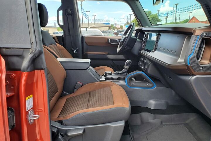 2022 Ford Bronco Outer Banks  TX