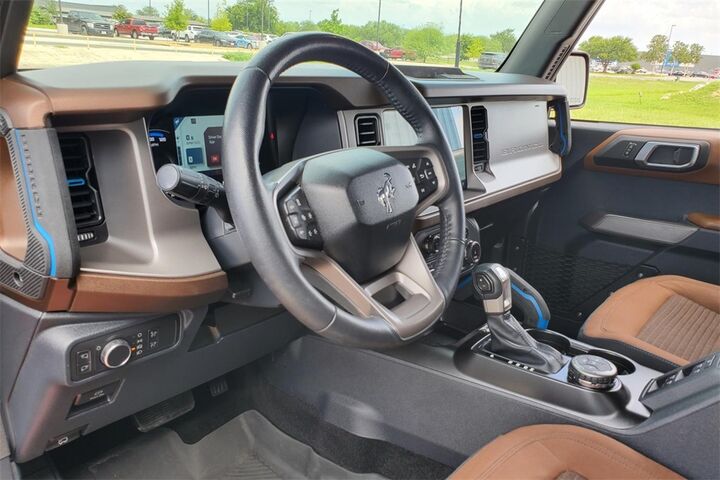 2022 Ford Bronco Outer Banks  TX