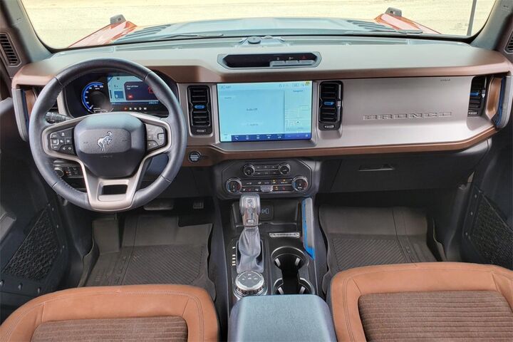 2022 Ford Bronco Outer Banks  TX