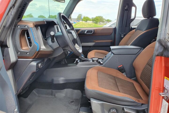 2022 Ford Bronco Outer Banks  TX