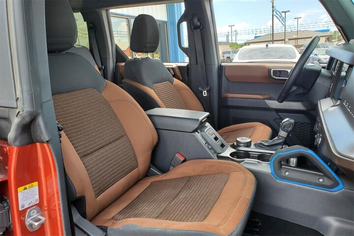 2022 Ford Bronco Outer Banks  TX
