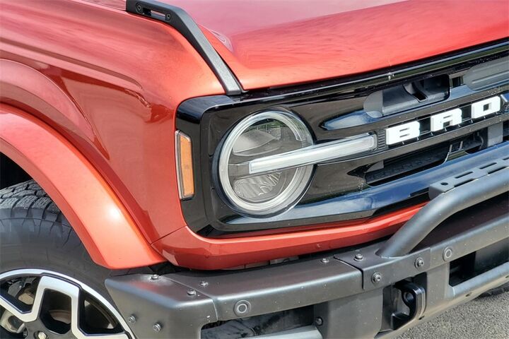 2022 Ford Bronco Outer Banks  TX