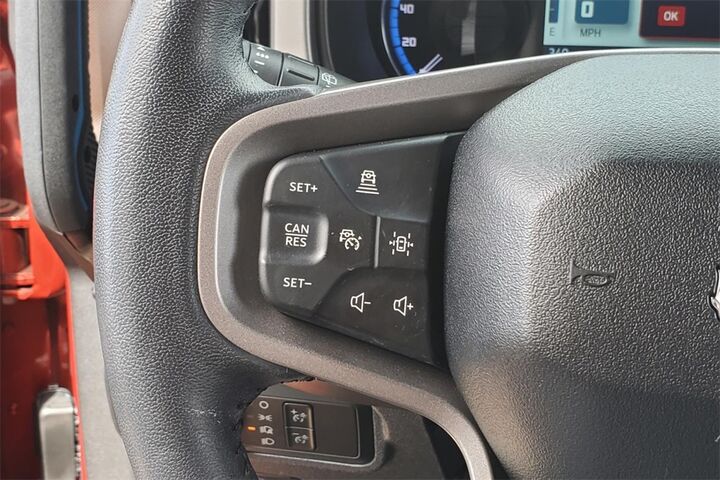2022 Ford Bronco Outer Banks  TX