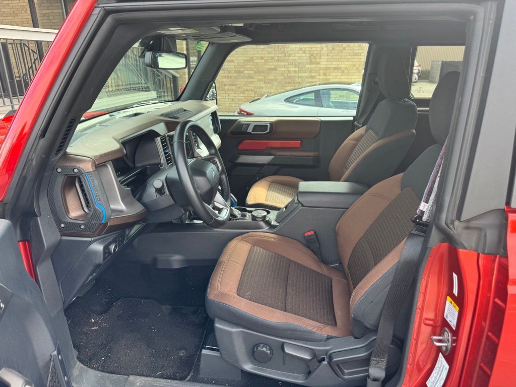 2022 Ford Bronco Outer Banks OR