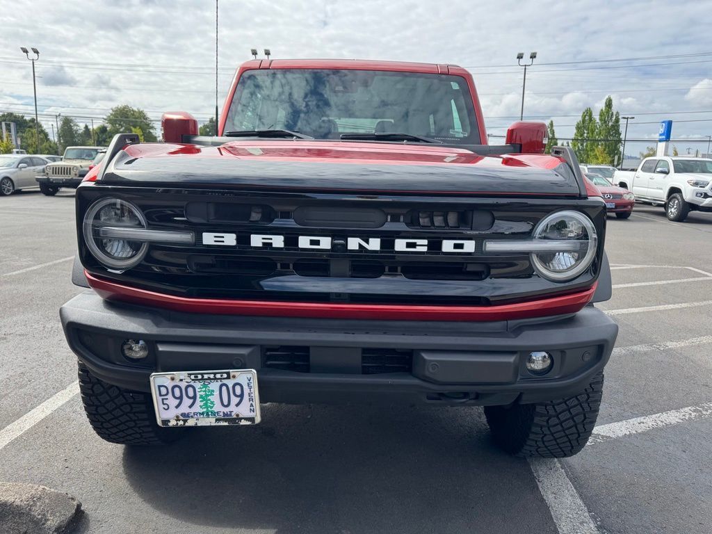 2022 Ford Bronco Outer Banks OR