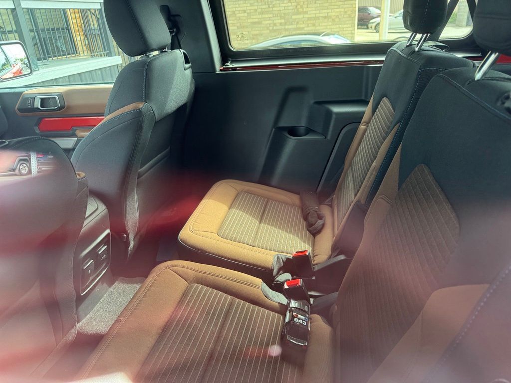 2022 Ford Bronco Outer Banks OR