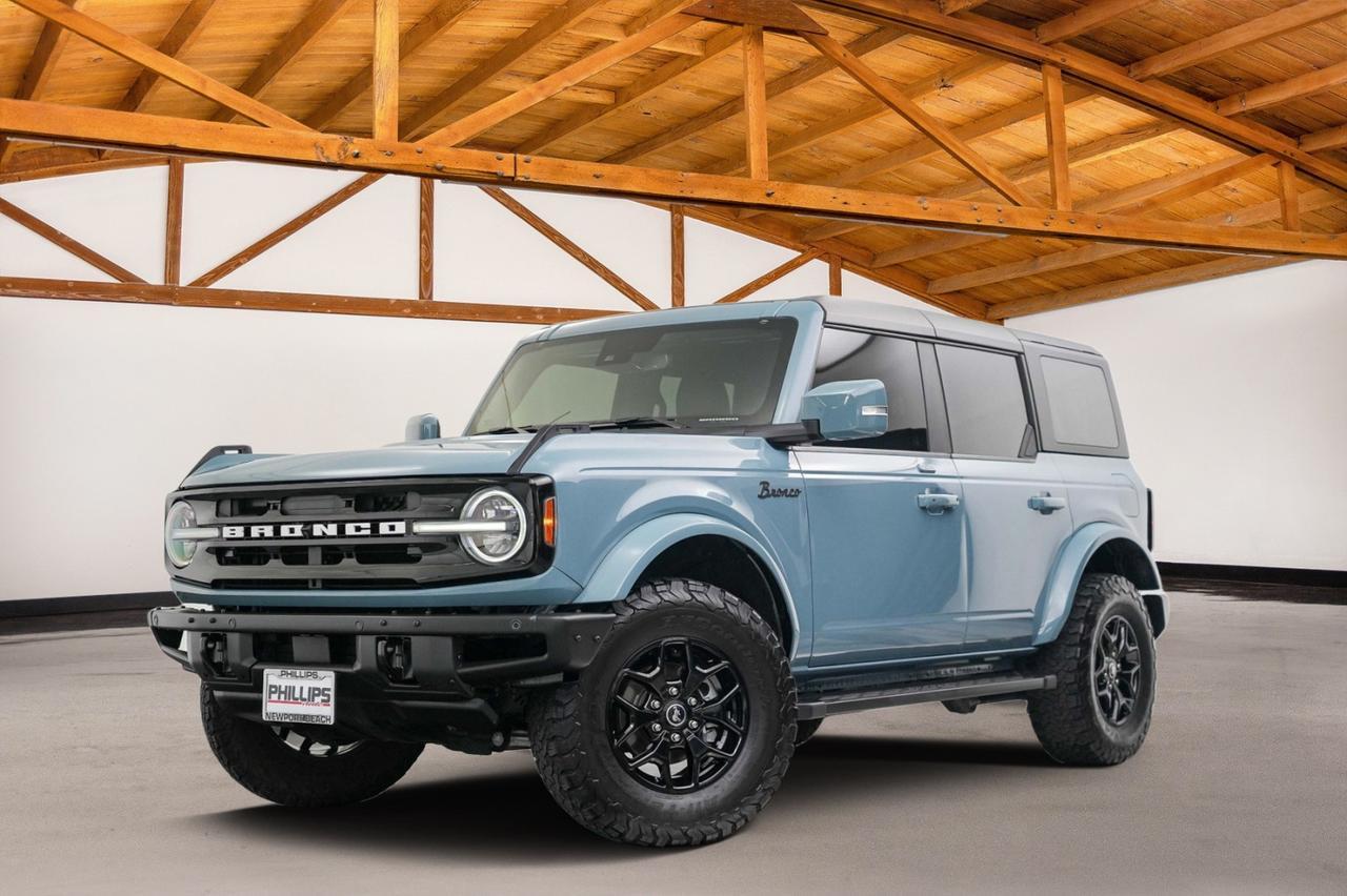 2022 Ford Bronco Outer Banks 4x4's photo