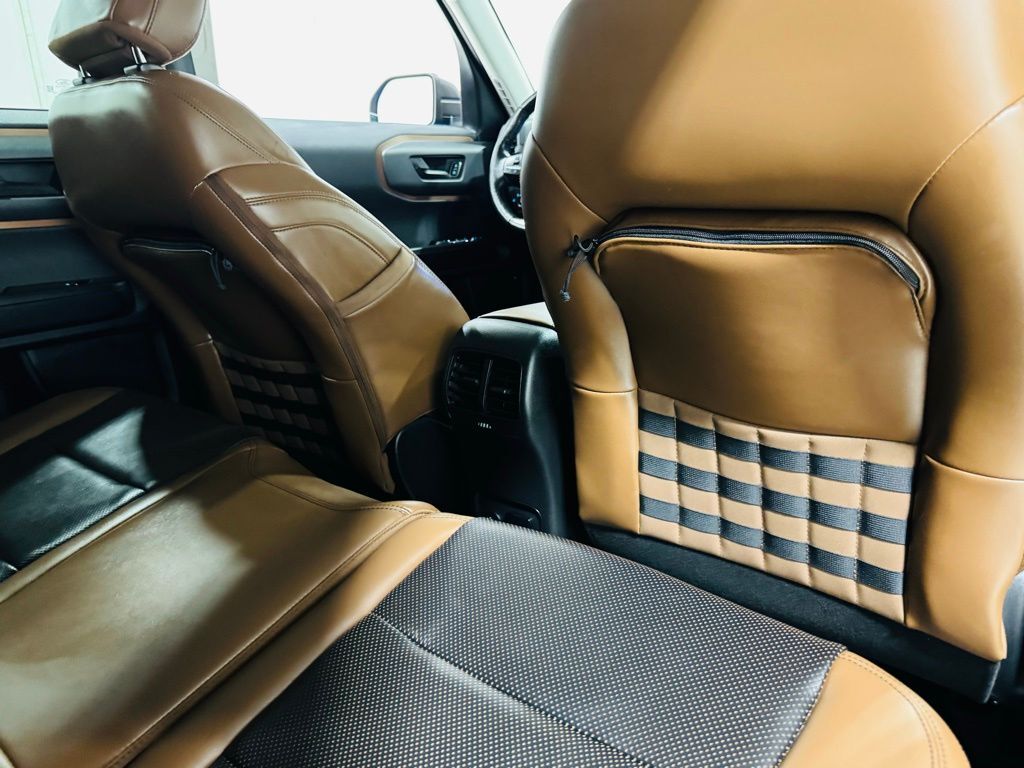 2022 Ford Bronco Badlands photo 25