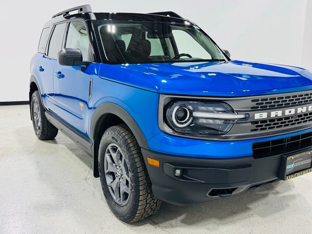 2022 Ford Bronco Badlands photo 6
