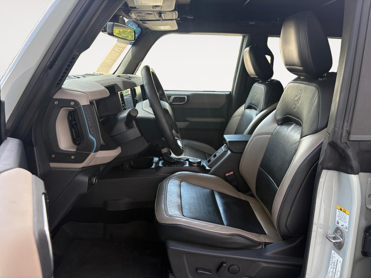 2022 Ford Bronco Wildtrak, RUNNING BOARDS, TOW PACKAGE, FENDER FLARES, BLIND SPOT, LANE KEEP ASSIST, FORWARD COLLISION, 360 BACKUP CAMERA, SELECT DRIVE MODES, HEATED STEERING WHEEL & SEATS, REMOTE START, AUTO START/STOP, CLEAN CARFAX, LOW MILES, RIDE TOUGH IN THIS BR Virginia Beach VA