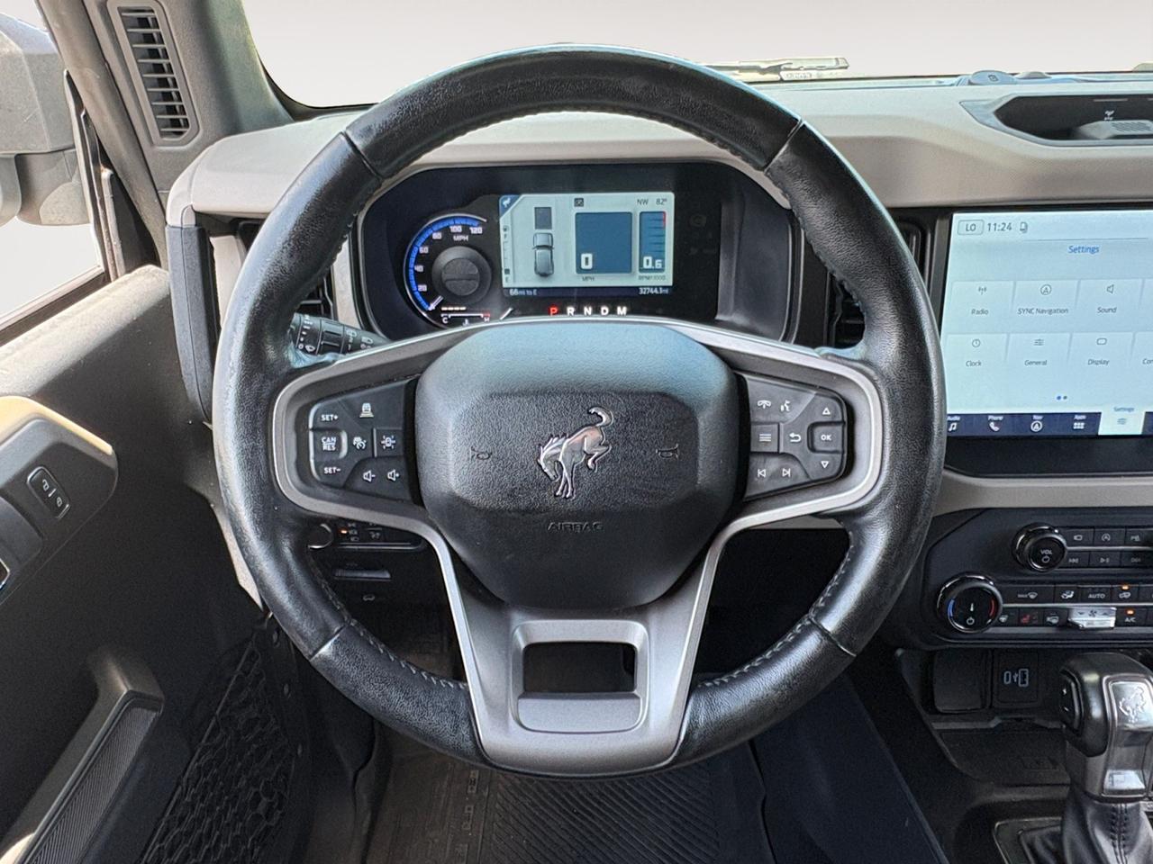 2022 Ford Bronco Wildtrak, RUNNING BOARDS, TOW PACKAGE, FENDER FLARES, BLIND SPOT, LANE KEEP ASSIST, FORWARD COLLISION, 360 BACKUP CAMERA, SELECT DRIVE MODES, HEATED STEERING WHEEL & SEATS, REMOTE START, AUTO START/STOP, CLEAN CARFAX, LOW MILES, RIDE TOUGH IN THIS BR Virginia Beach VA