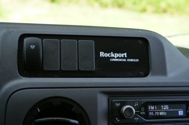 2022 Ford E-350 Rockport Box Van DRW / 11FT / 7.3L V8! High Point NC