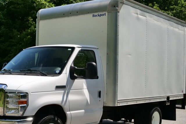 2022 Ford E-350 Rockport Box Van DRW / 11FT / 7.3L V8! High Point NC