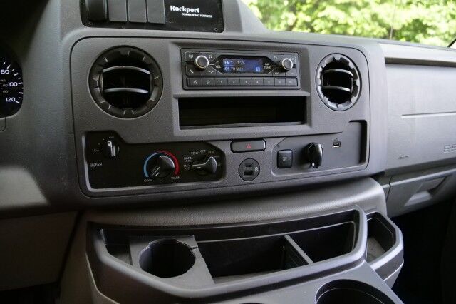 2022 Ford E-350 Rockport Box Van DRW / 11FT / 7.3L V8! High Point NC