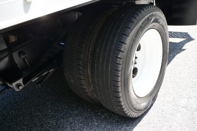 2022 Ford E-350 Rockport Box Van DRW / 11FT / 7.3L V8! High Point NC