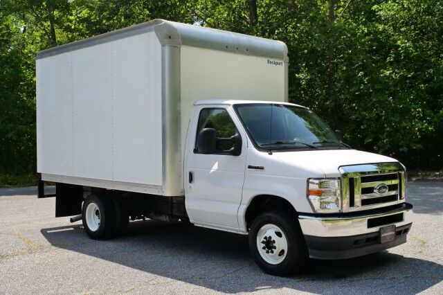 2022 Ford E-350 Rockport Box Van DRW / 11FT / 7.3L V8! High Point NC