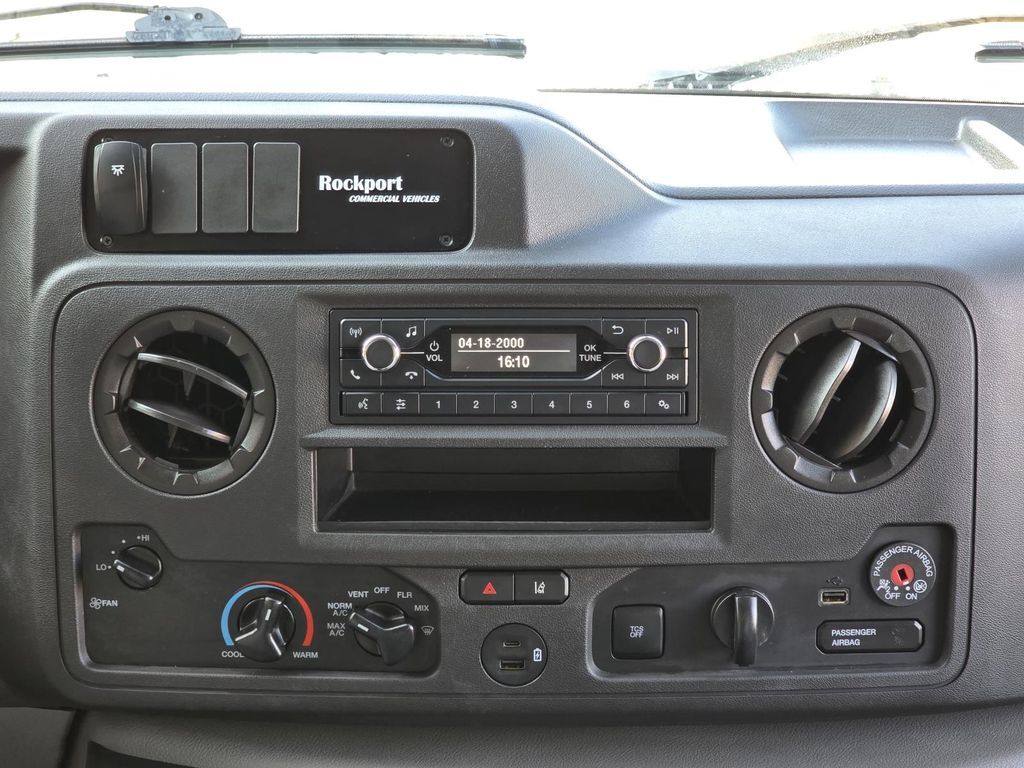 2022 Ford E-350SD Base Concord NC