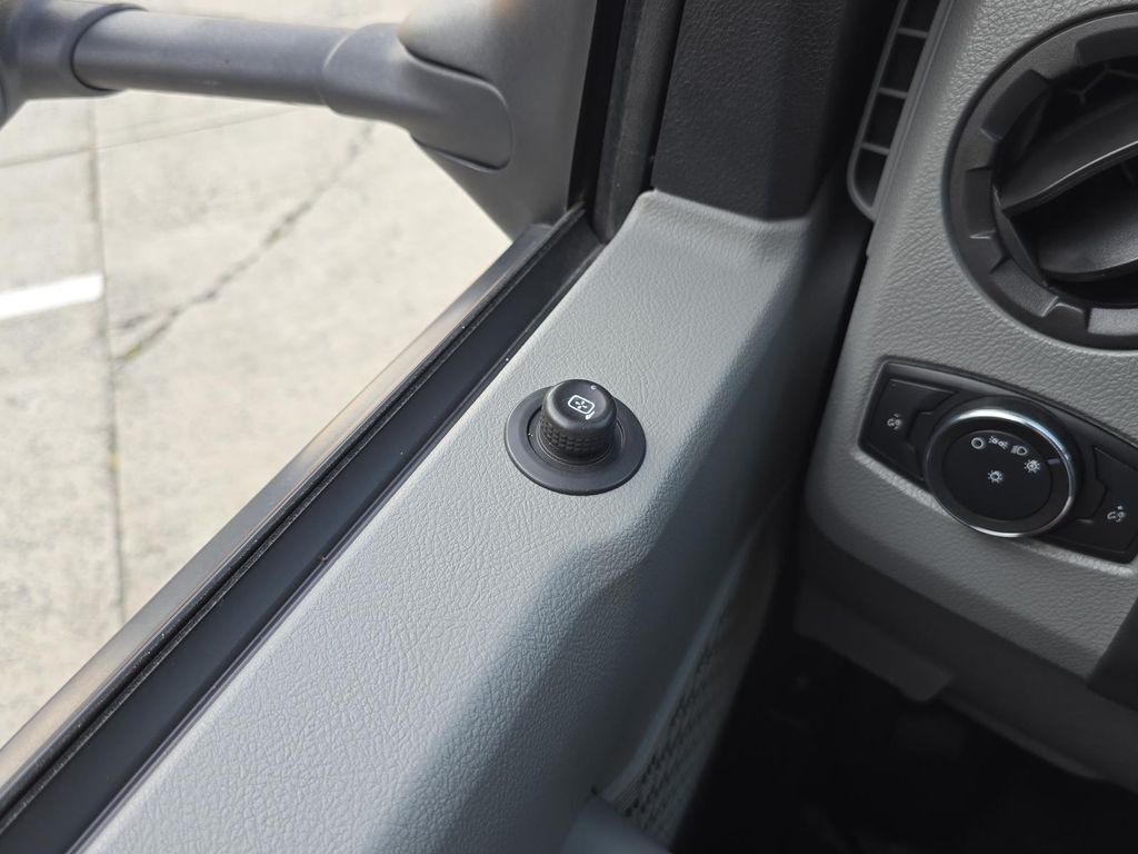 2022 Ford E-350SD Base Concord NC