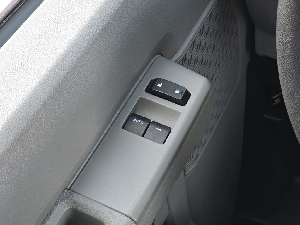 2022 Ford E-350SD SRW 12ft Box W/Side Door and Roll-Up Door Concord NC