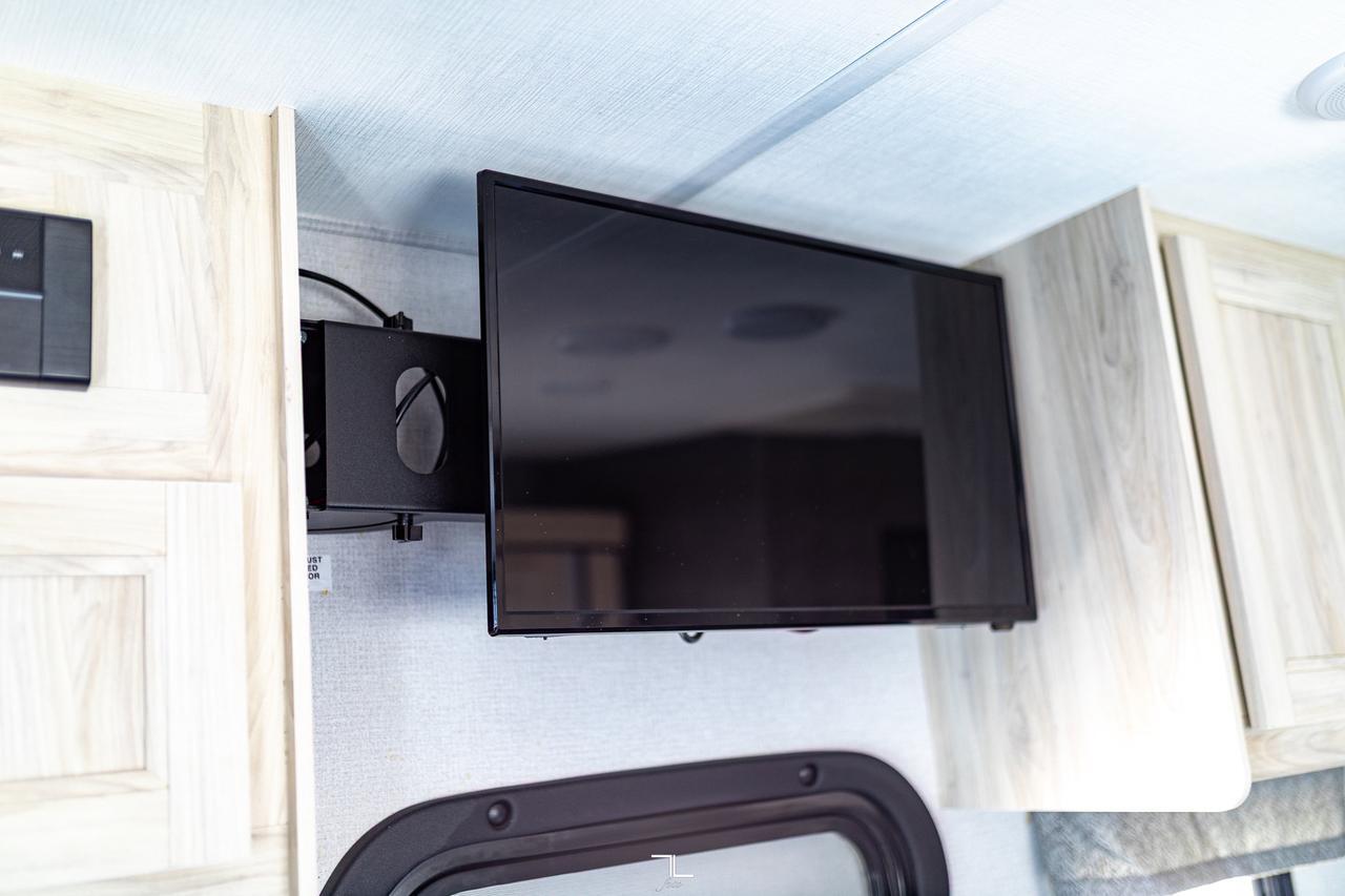 2022 Ford E-450 Forest River Forester 2651 Class C Red Deer AB