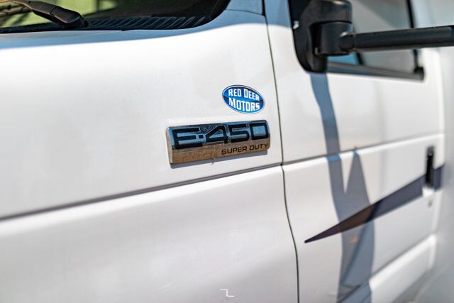 2022 Ford E-450 Forest River Forester 2651 Class C Red Deer AB