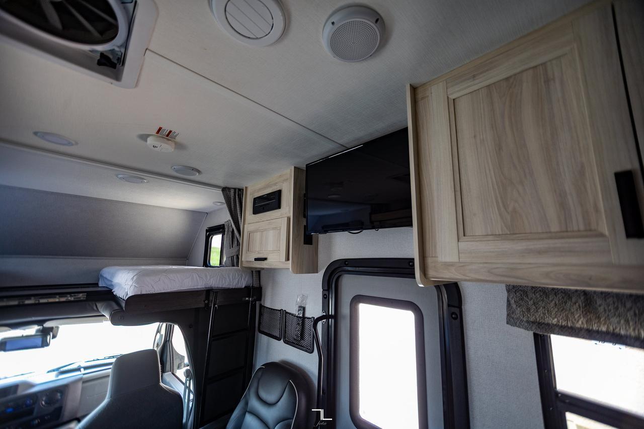 2022 Ford E-450 Forest River Forester 2651 Class C Red Deer AB