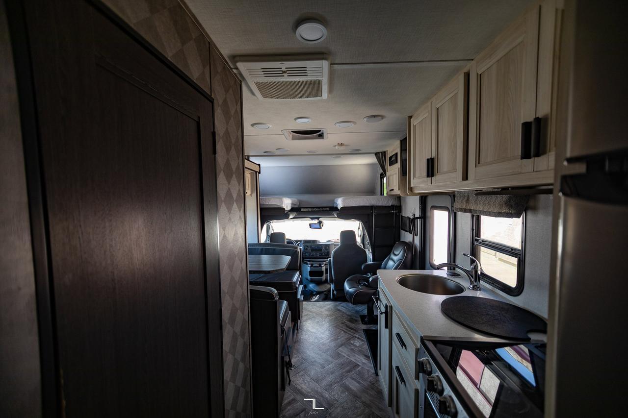 2022 Ford E-450 Forest River Forester 2651 Class C Red Deer AB