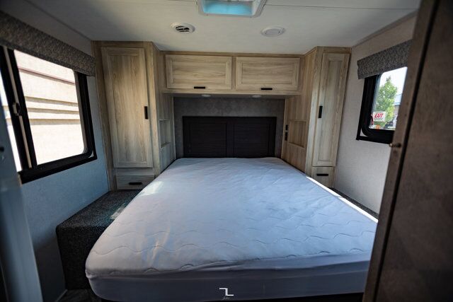 2022 Ford E-450 Forest River Forester 2651 Class C Red Deer AB