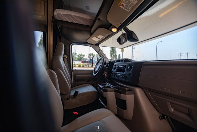 2022 Ford E-450 Forest River Forester 2651 Class C Red Deer AB