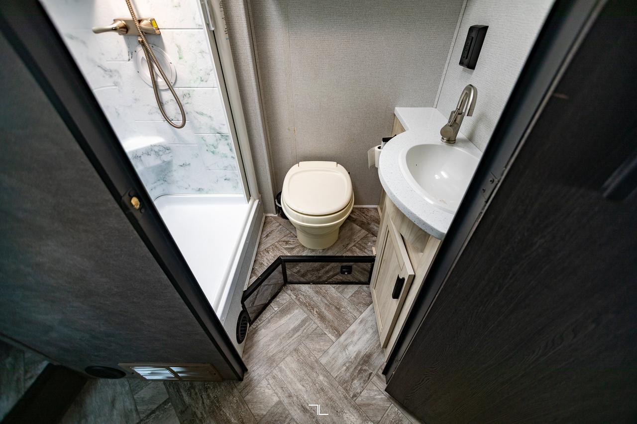 2022 Ford E-450 Forest River Forester 2651 Class C Red Deer AB