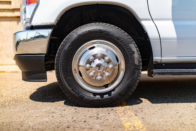 2022 Ford E-450 Forest River Forester 2651 Class C Red Deer AB