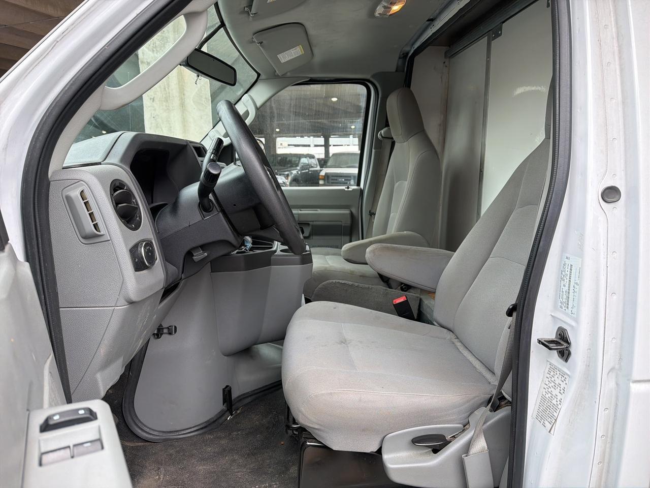 2022 Ford E-450SD Base Gaithersburg MD