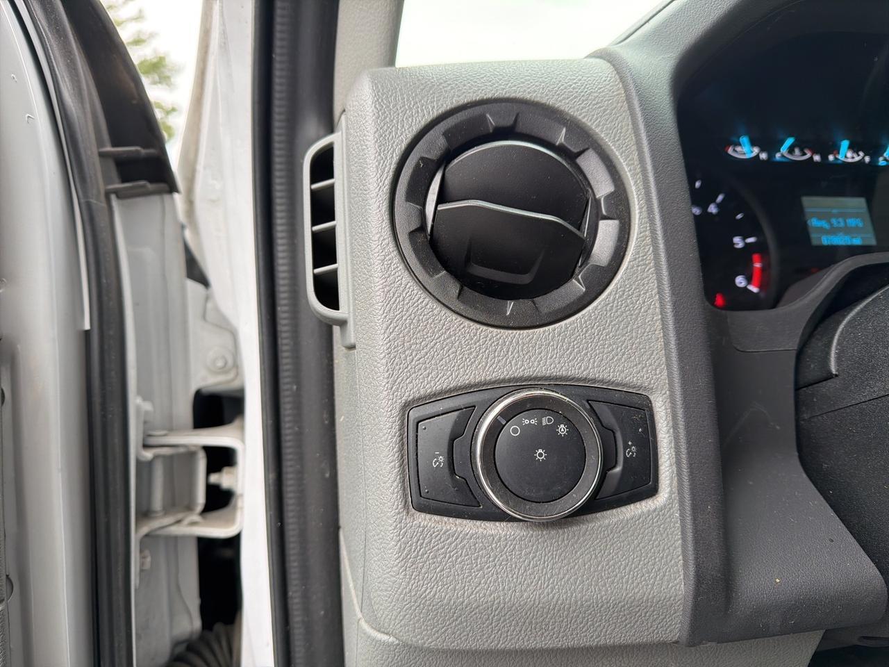 2022 Ford E-450SD Base Gaithersburg MD