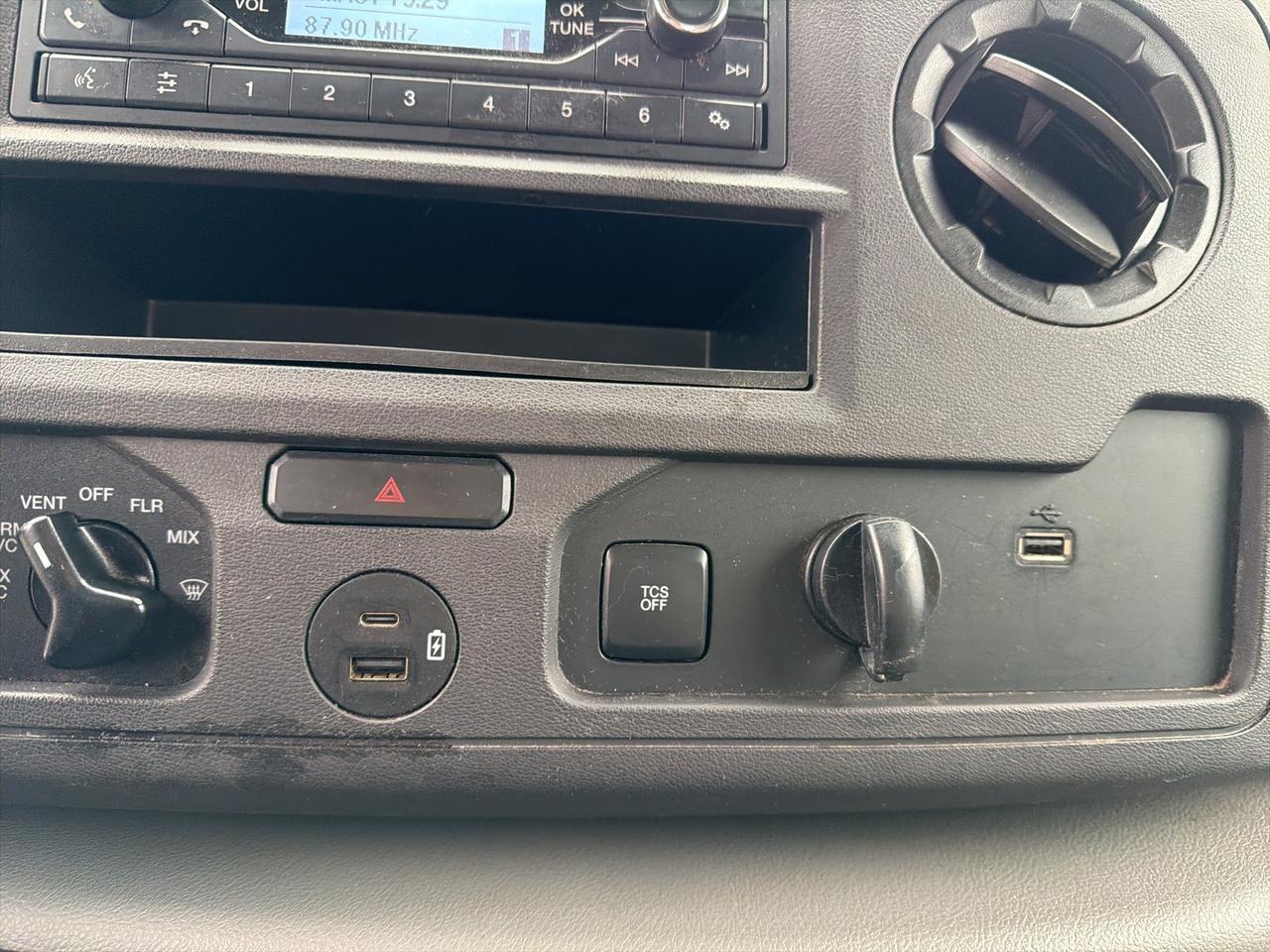 2022 Ford E-450SD Base Gaithersburg MD