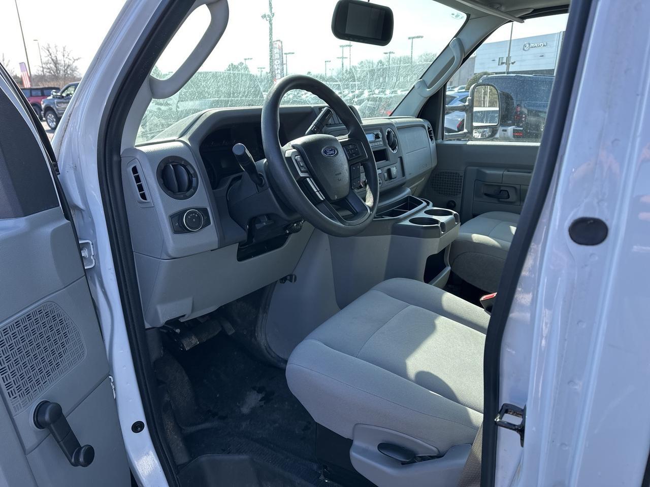 2022 Ford E-450SD Base Richmond VA