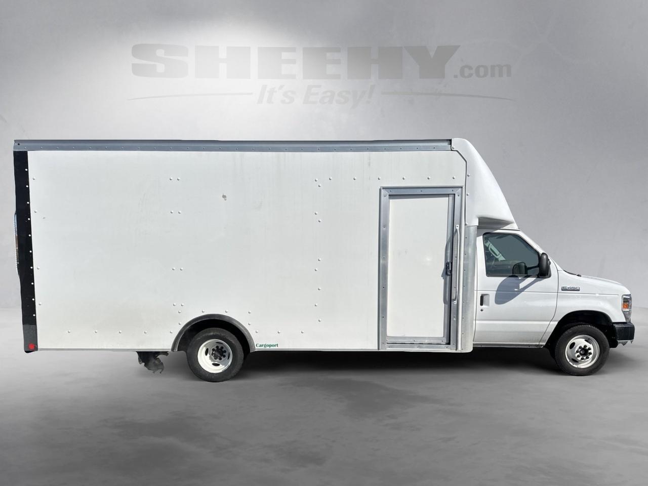 2022 Ford E-450SD Base Richmond VA