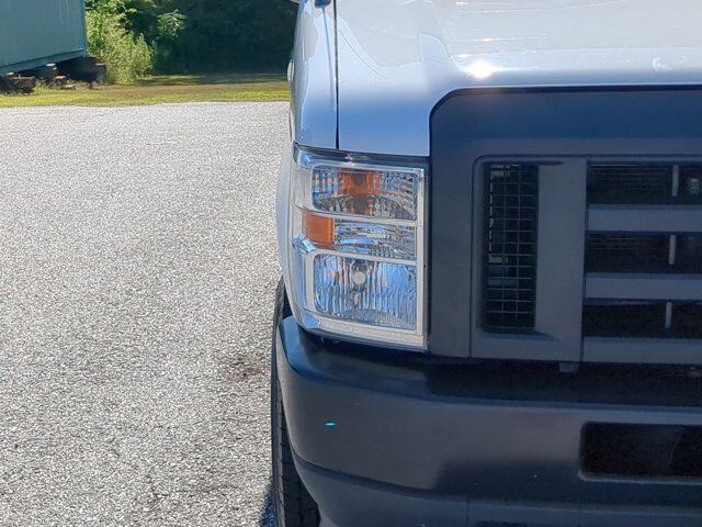 2022 Ford E-Series Cutaway Winder GA