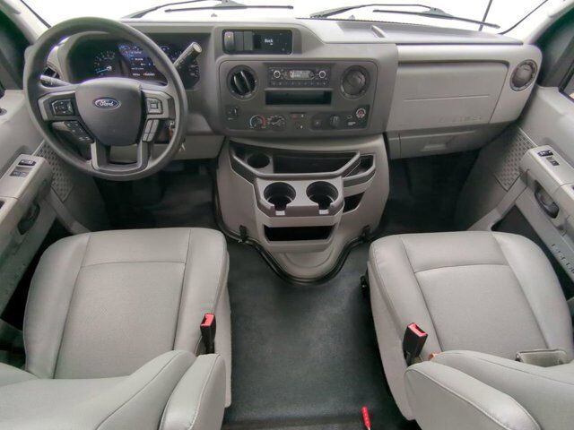 2022 Ford E-Series Cutaway Winder GA