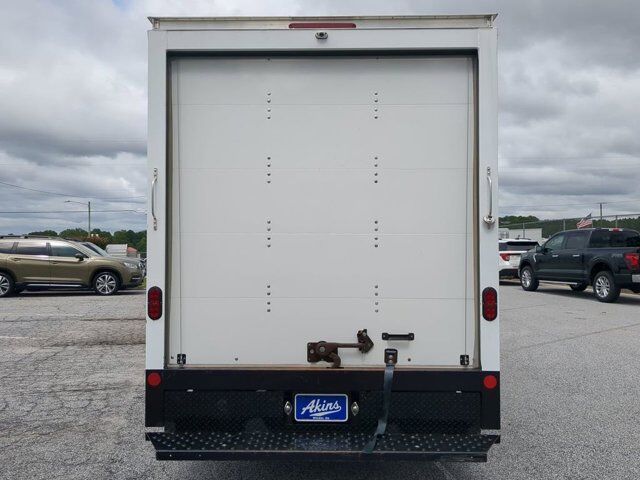 2022 Ford E-Series Cutaway Winder GA