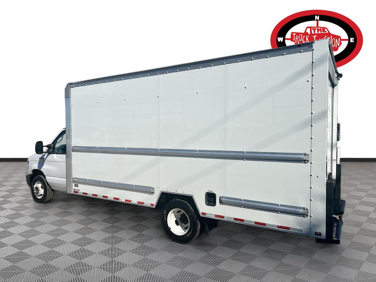 2022 Ford E-Series Cutaway E-350 DRW Venice FL