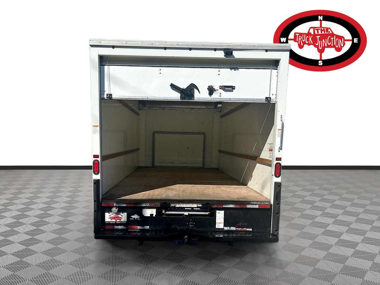 2022 Ford E-Series Cutaway E-350 DRW Venice FL