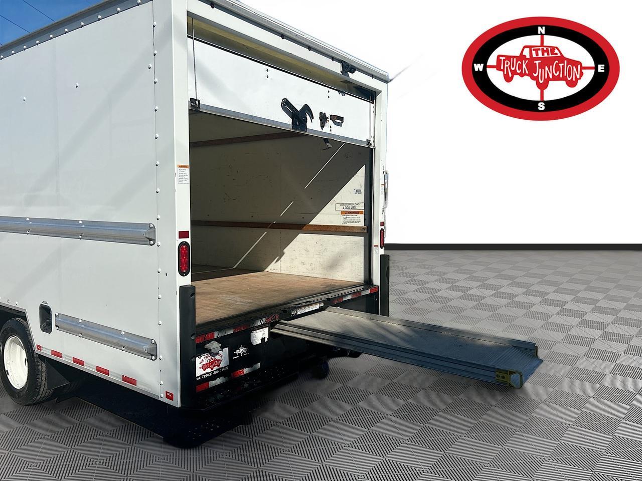 2022 Ford E-Series Cutaway E-350 DRW Venice FL